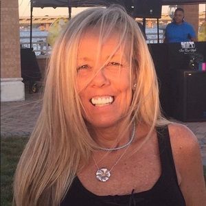 Meet your Posher, Shelley